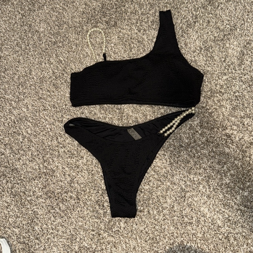 SHEIN Swimwear Bundle - Picture 2 of 5